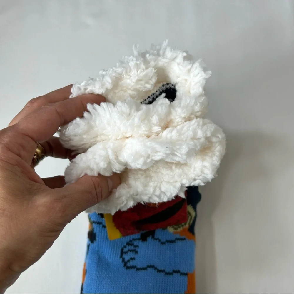 Sesame Street Sherpa Lined Unisex Cookie Monster Soft Warm Non-Slip Socks OS